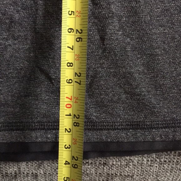 Lululemon men’s athletic shirt underarm vent hem - Picture 3 of 7